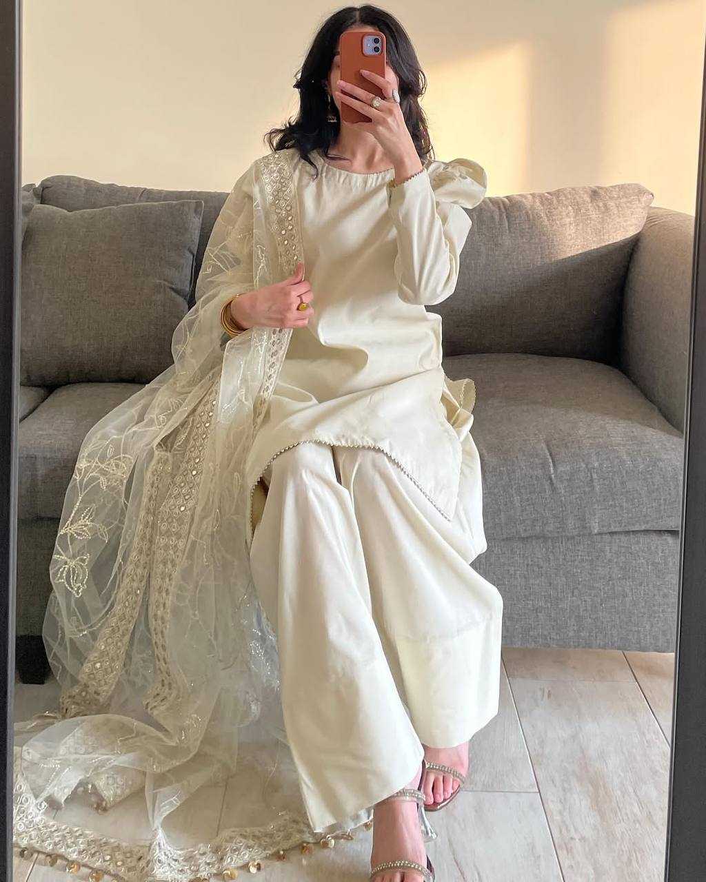 Crepe  Ladies Salwar Suits Party wear