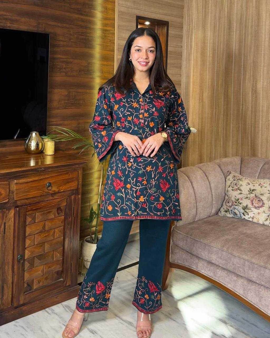 FESTIVE PARTY WEAR RAYON KURTIS WITH BOTTOM FANCY KURTIS - MYLUXURY LANE ENTERPRISE