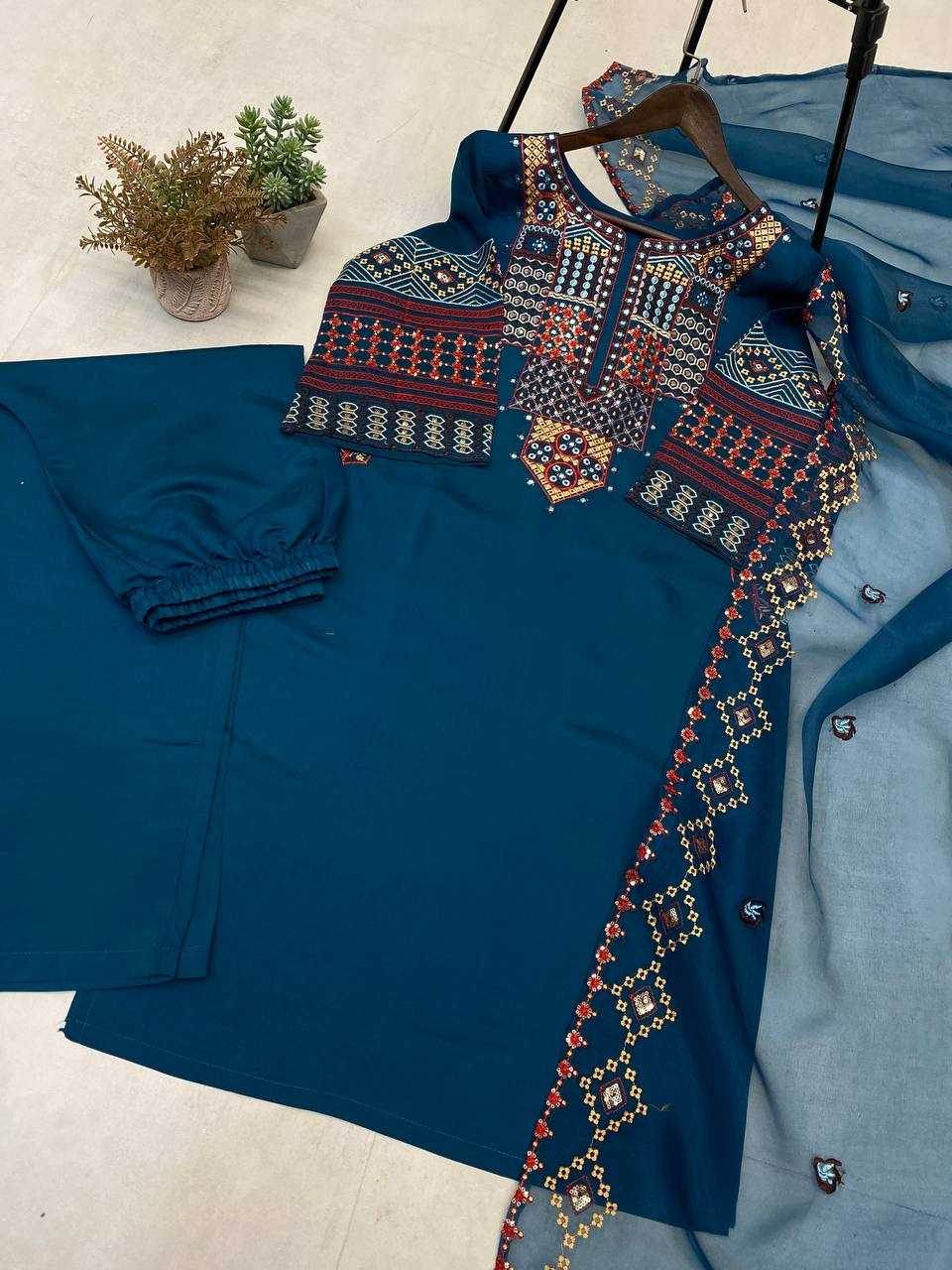 EMBROIDERED DESIGNER SILK SUIT - MYLUXURY LANE ENTERPRISE