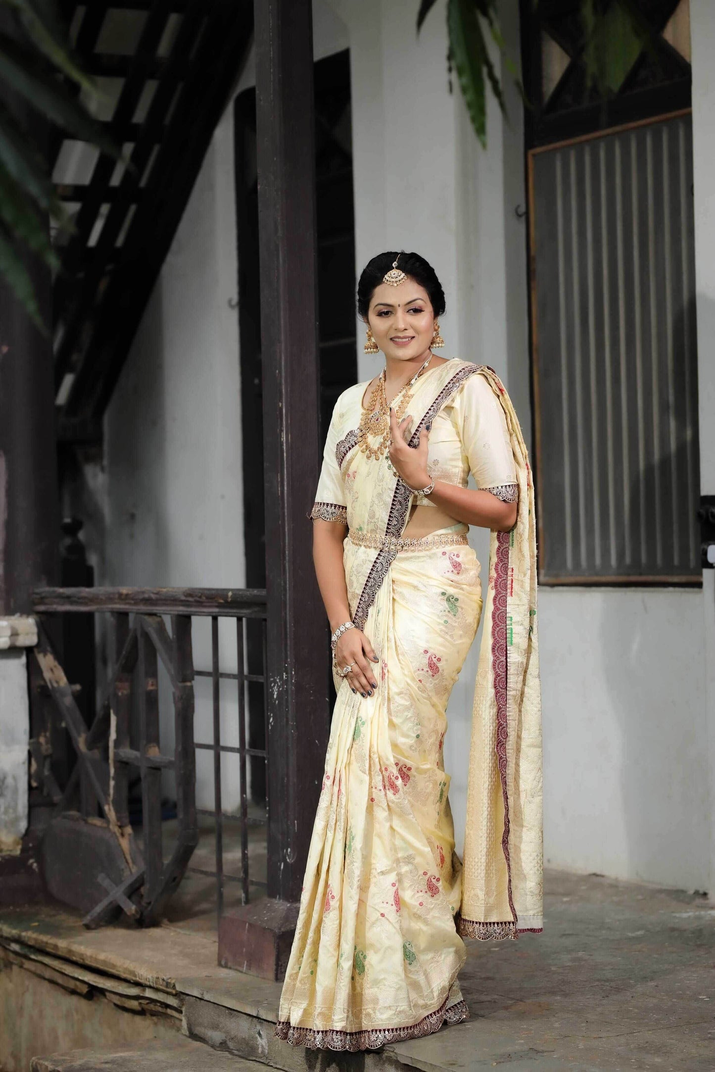 Dola Ladies Silk Sarees - MYLUXURY LANE ENTERPRISE