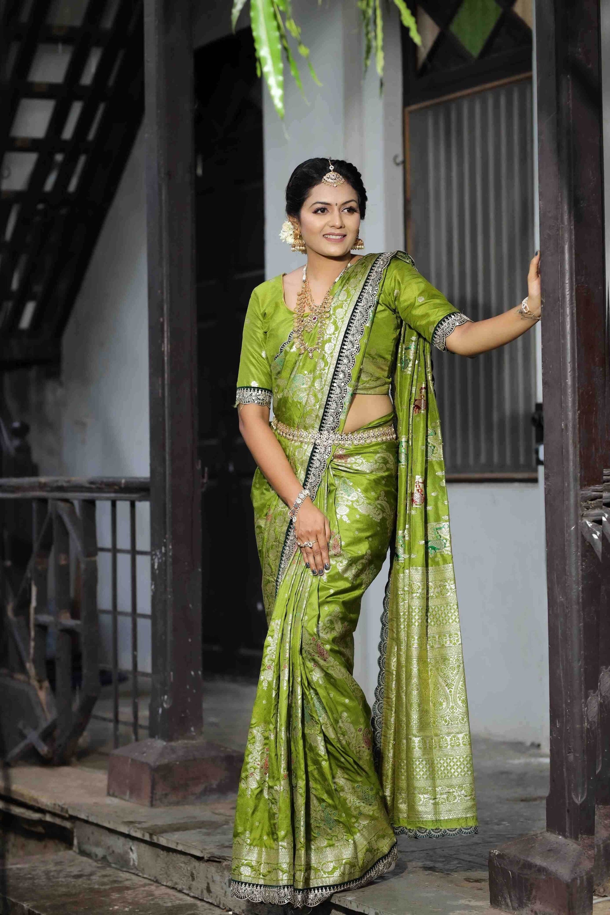 Dola Ladies Silk Sarees - MYLUXURY LANE ENTERPRISE