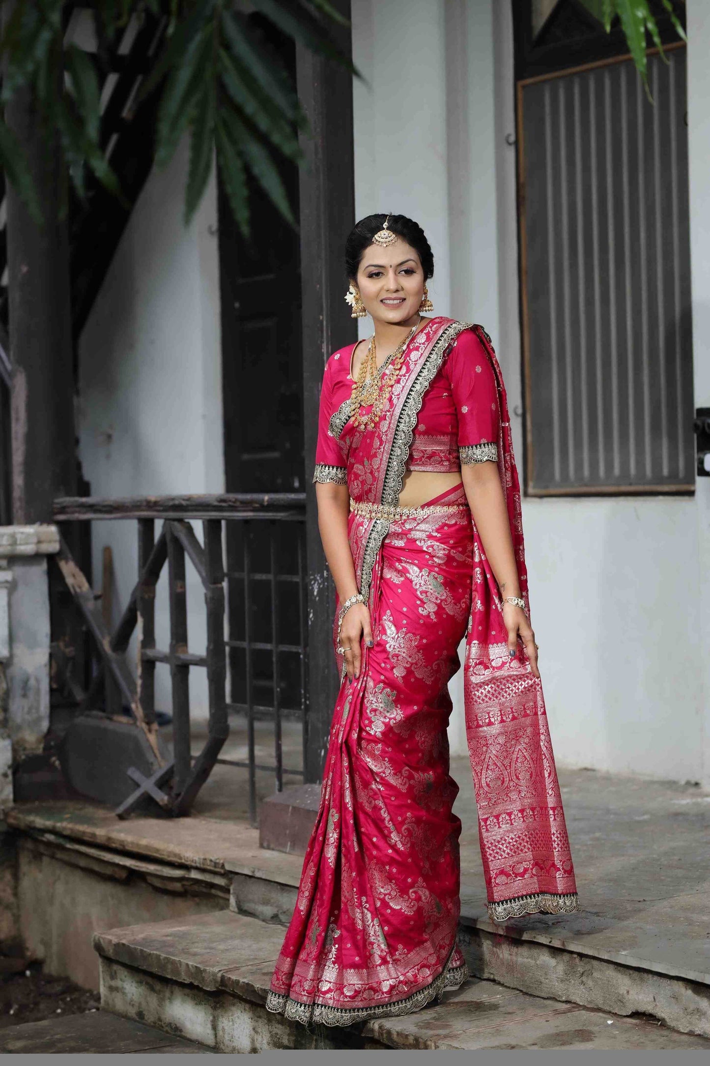 Dola Ladies Silk Sarees - MYLUXURY LANE ENTERPRISE