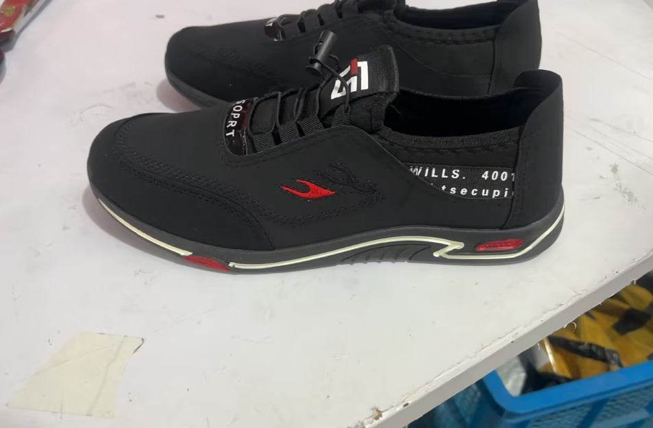 Summer New Men's Shoes Korean Style Men's Casual Shoes Lightweight Soft Sole Fashionable Men's Shoes Men's Sports Shoes - MYLUXURY LANE ENTERPRISE
