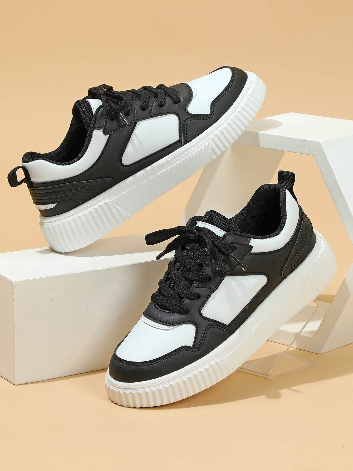 Platform Fashion Lace-up Casual Sneaker Soft Bottom Comfortable - MYLUXURY LANE ENTERPRISE