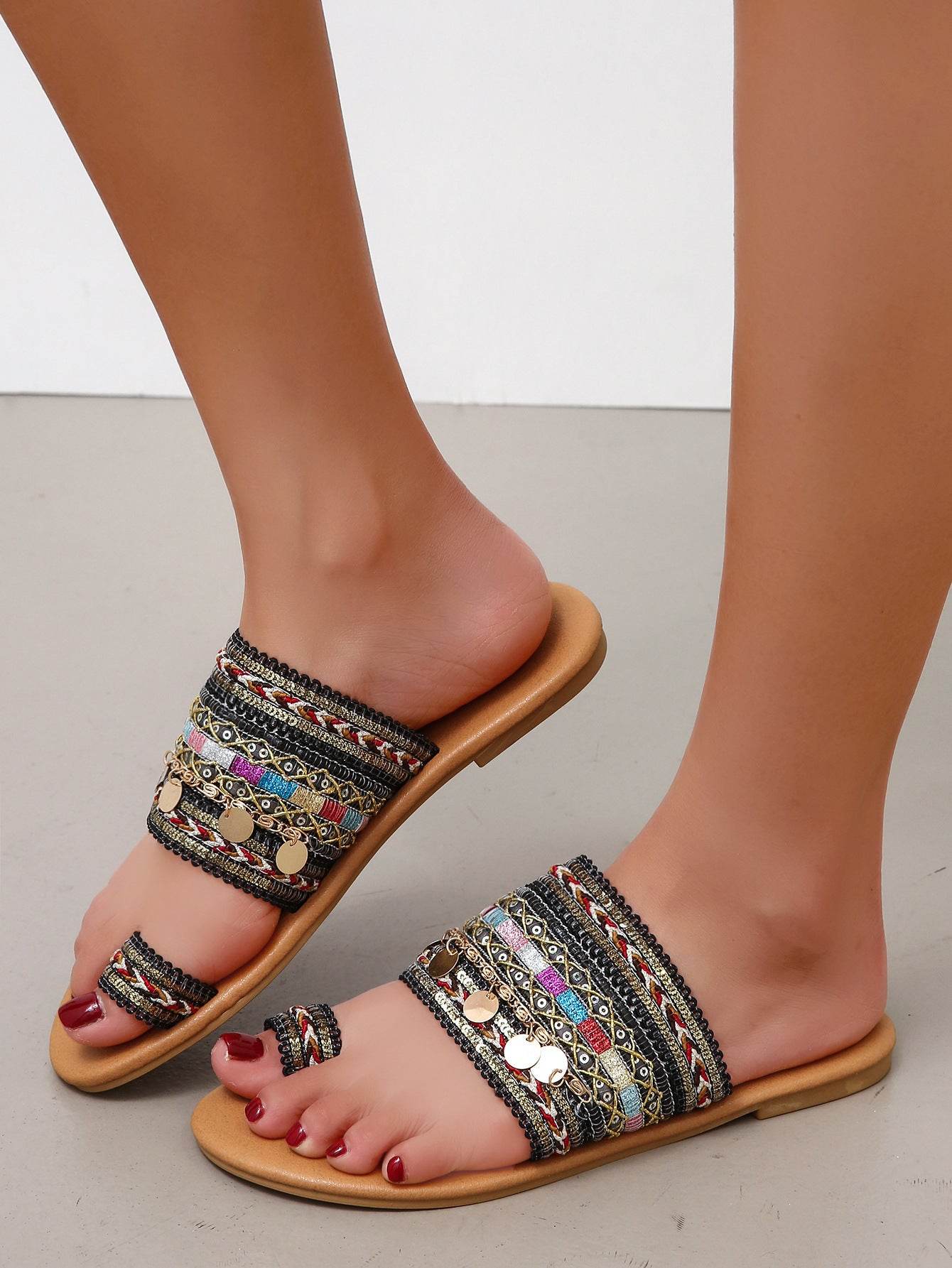 Women's Flat Sandals Bohemian Toe Covering - MYLUXURY LANE ENTERPRISE
