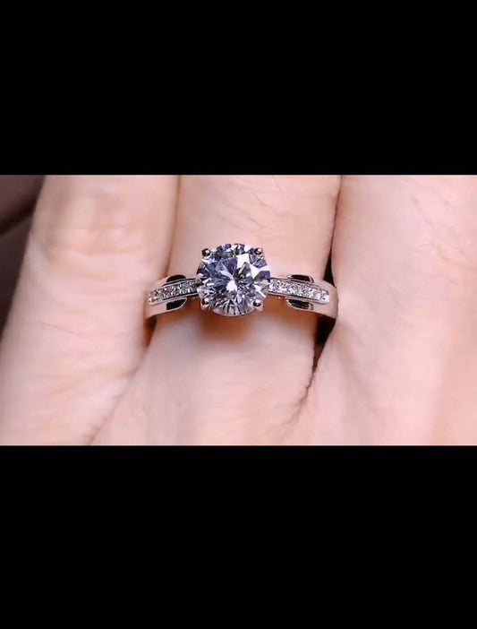 One Carat Moissanite Ring 925 Silver Platinum Plated Simple Style - MYLUXURY LANE ENTERPRISE