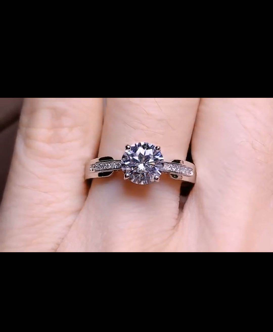 One Carat Moissanite Ring 925 Silver Platinum Plated Simple Style - MYLUXURY LANE ENTERPRISE