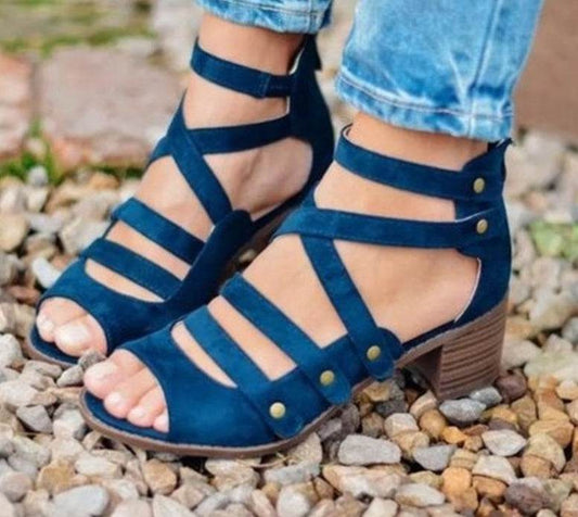 Oversized stud sandals - MYLUXURY LANE ENTERPRISE