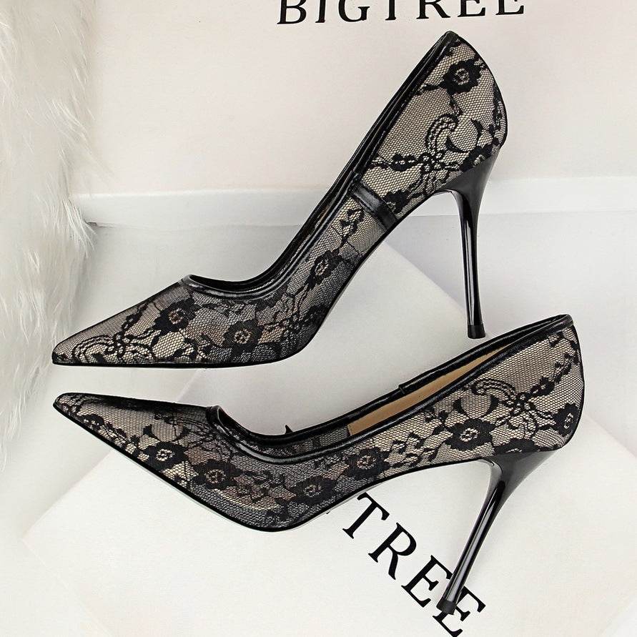 Pointed toe mesh hollow lace shoes - MYLUXURY LANE ENTERPRISE