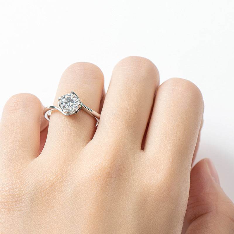Fashion Bud 1 Carat Moissanite Ring - MYLUXURY LANE ENTERPRISE