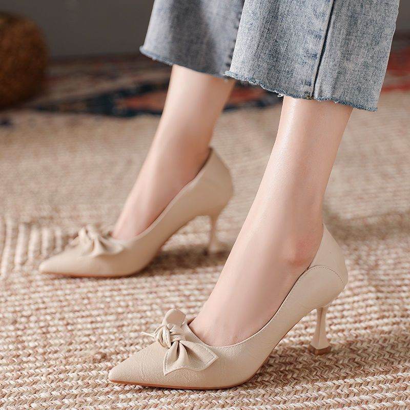 Pointed Temperament Black Soft Leather Shoes - MYLUXURY LANE ENTERPRISE