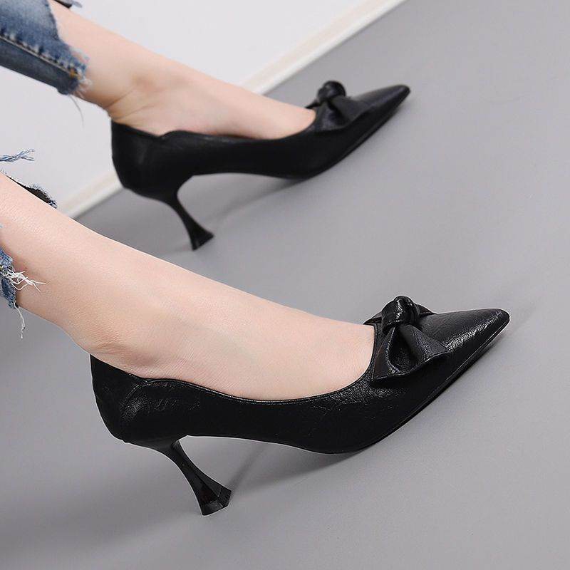 Pointed Temperament Black Soft Leather Shoes - MYLUXURY LANE ENTERPRISE