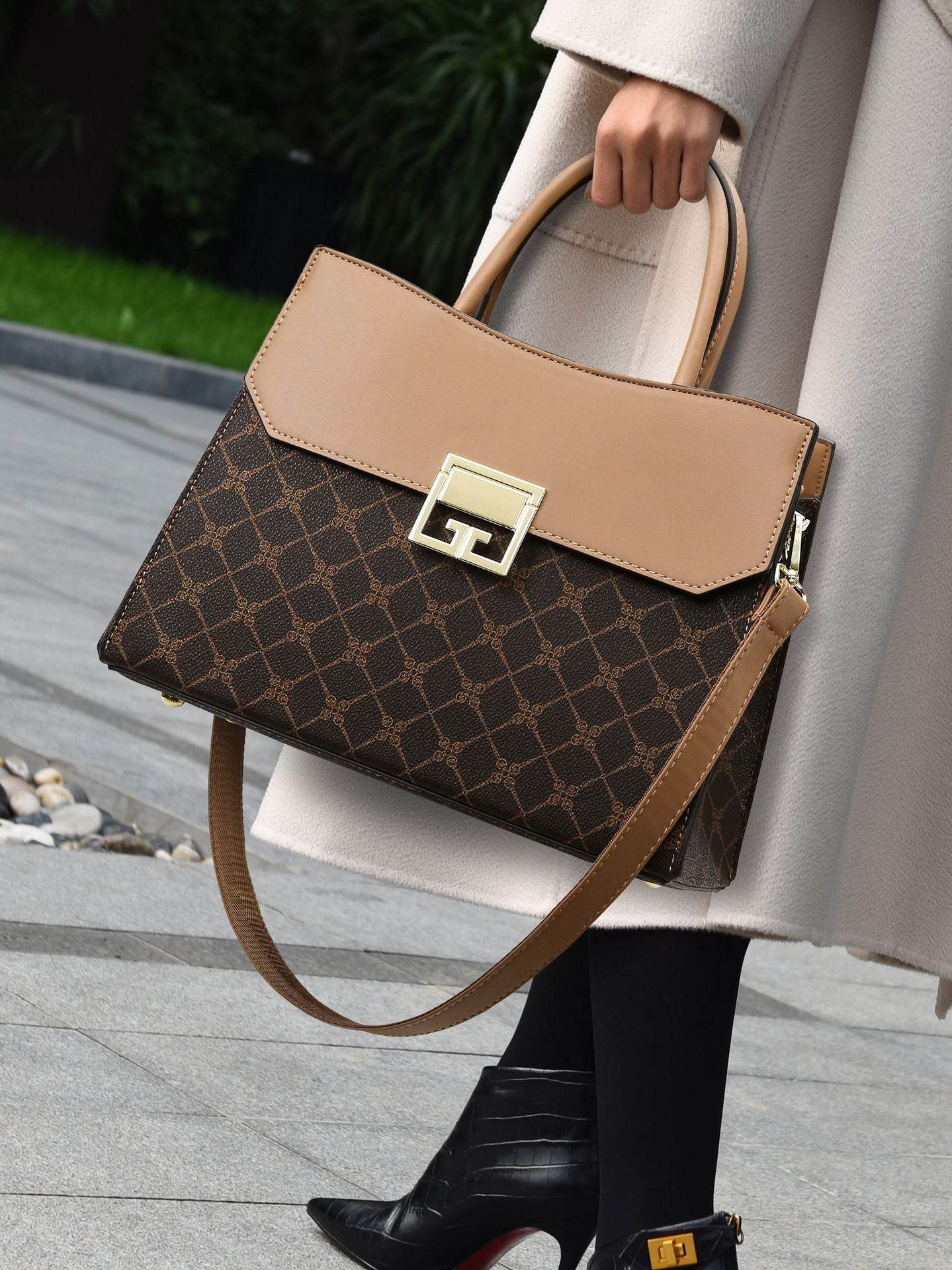Fashion Portable New Retro Women Bag - MYLUXURY LANE ENTERPRISE