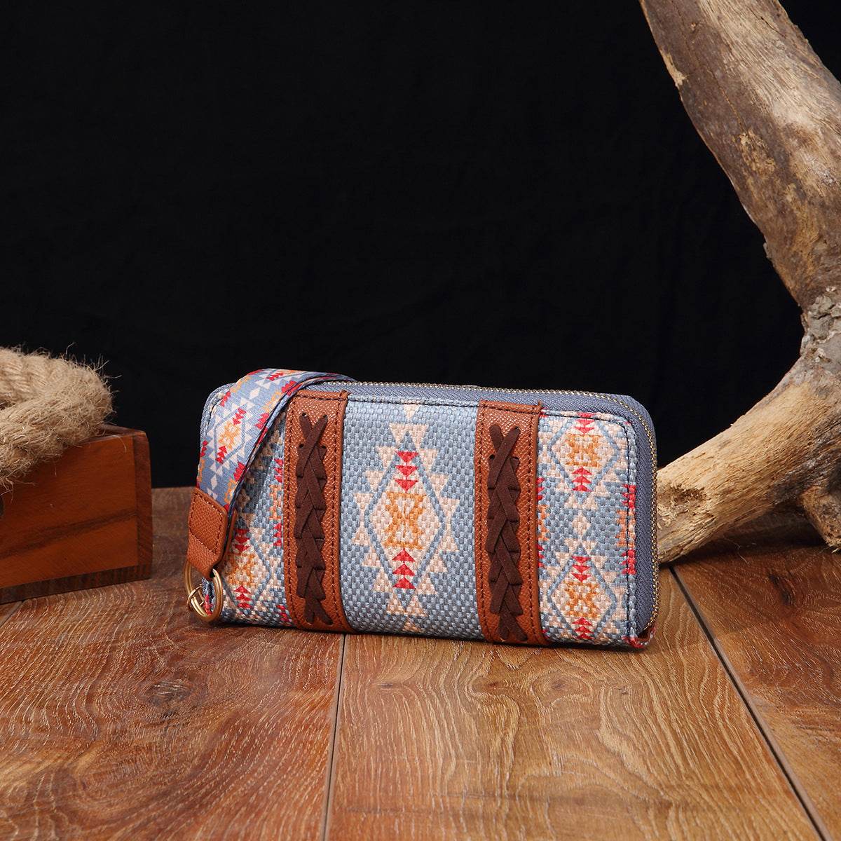 Vintage Cotton And Linen Printed Bohemian Style Lady Hand-carrying Wallet Card Holder - MYLUXURY LANE ENTERPRISE