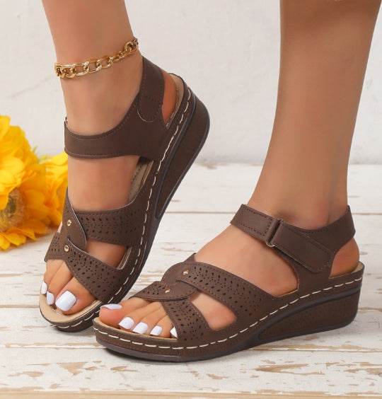 Retro Casual Flower Line Shaped Women's Slope Heel Sandals - MYLUXURY LANE ENTERPRISE