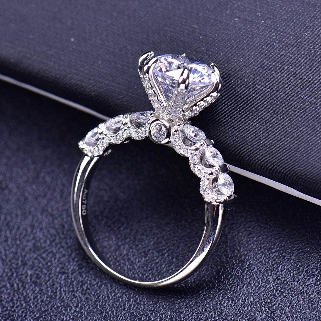 Fashion Personality Clarity Moissanite Ring - MYLUXURY LANE ENTERPRISE