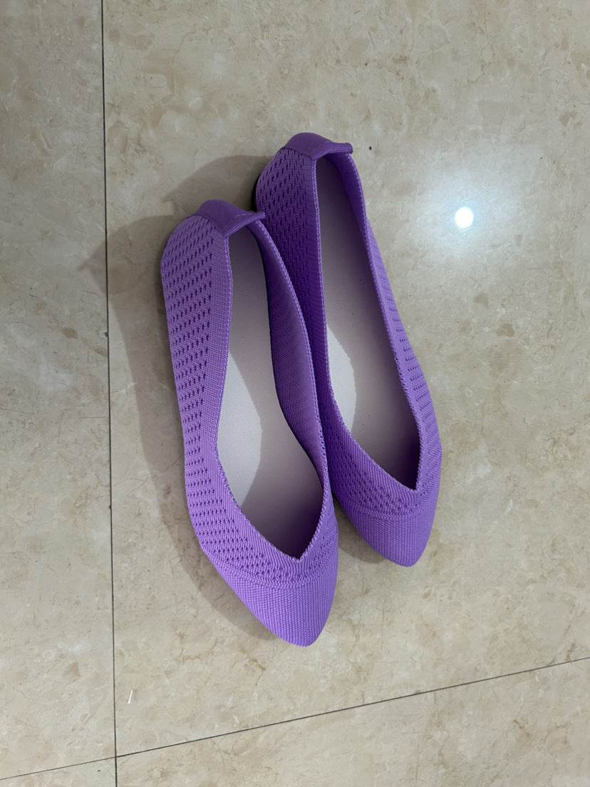 Plus Size Solid Color Pointed Flat Soft Sole Thin Shoes - MYLUXURY LANE ENTERPRISE