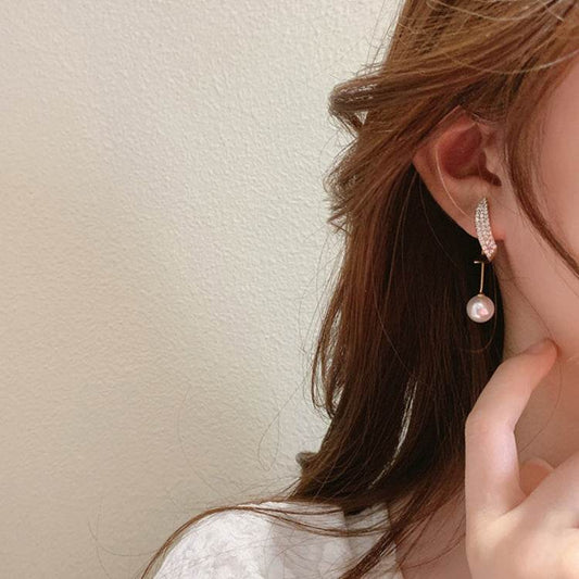 New Trendy High-end Earrings Retro Light Luxury Simple Earrings - MYLUXURY LANE ENTERPRISE
