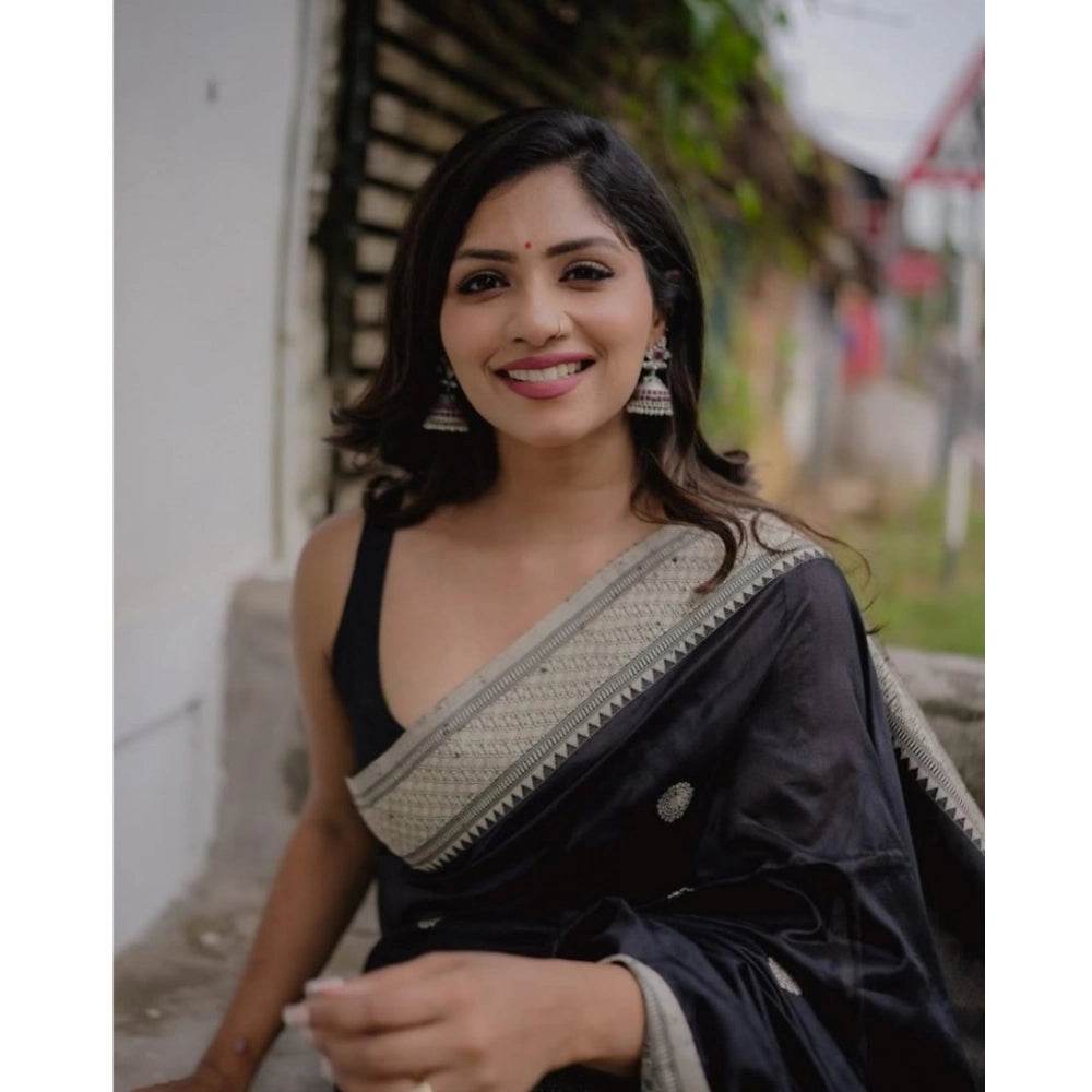 Generic Women's Silk Printed Saree With Unstitched Blouse 5.5Mtr (Black) - MYLUXURY LANE ENTERPRISE