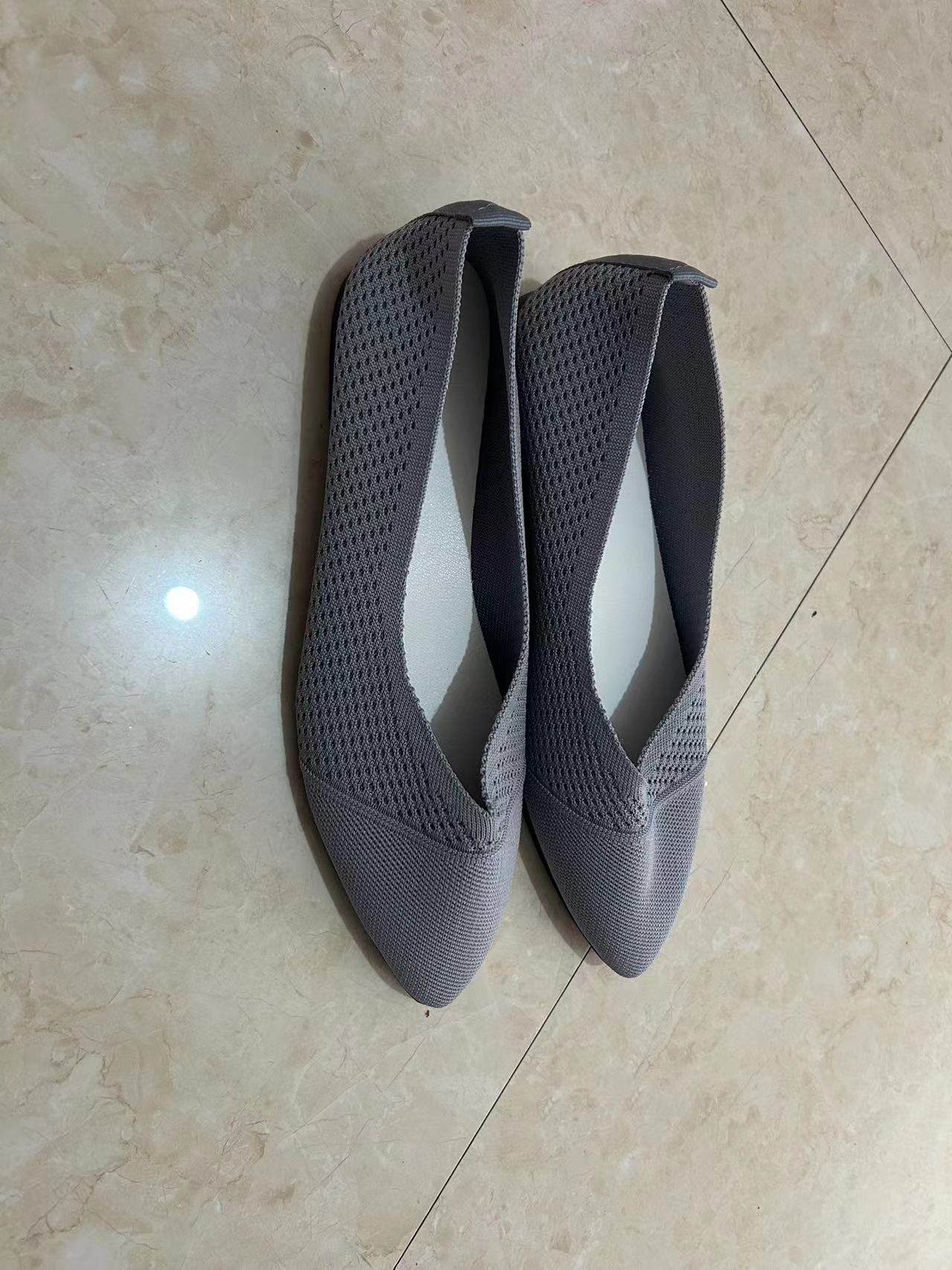 Plus Size Solid Color Pointed Flat Soft Sole Thin Shoes - MYLUXURY LANE ENTERPRISE