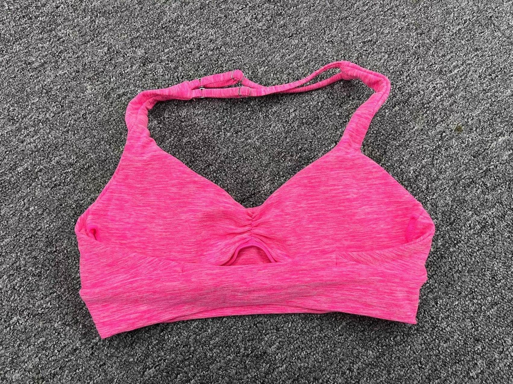 Adjustable Shoulder Strap Halter Sports Bra - MYLUXURY LANE ENTERPRISE