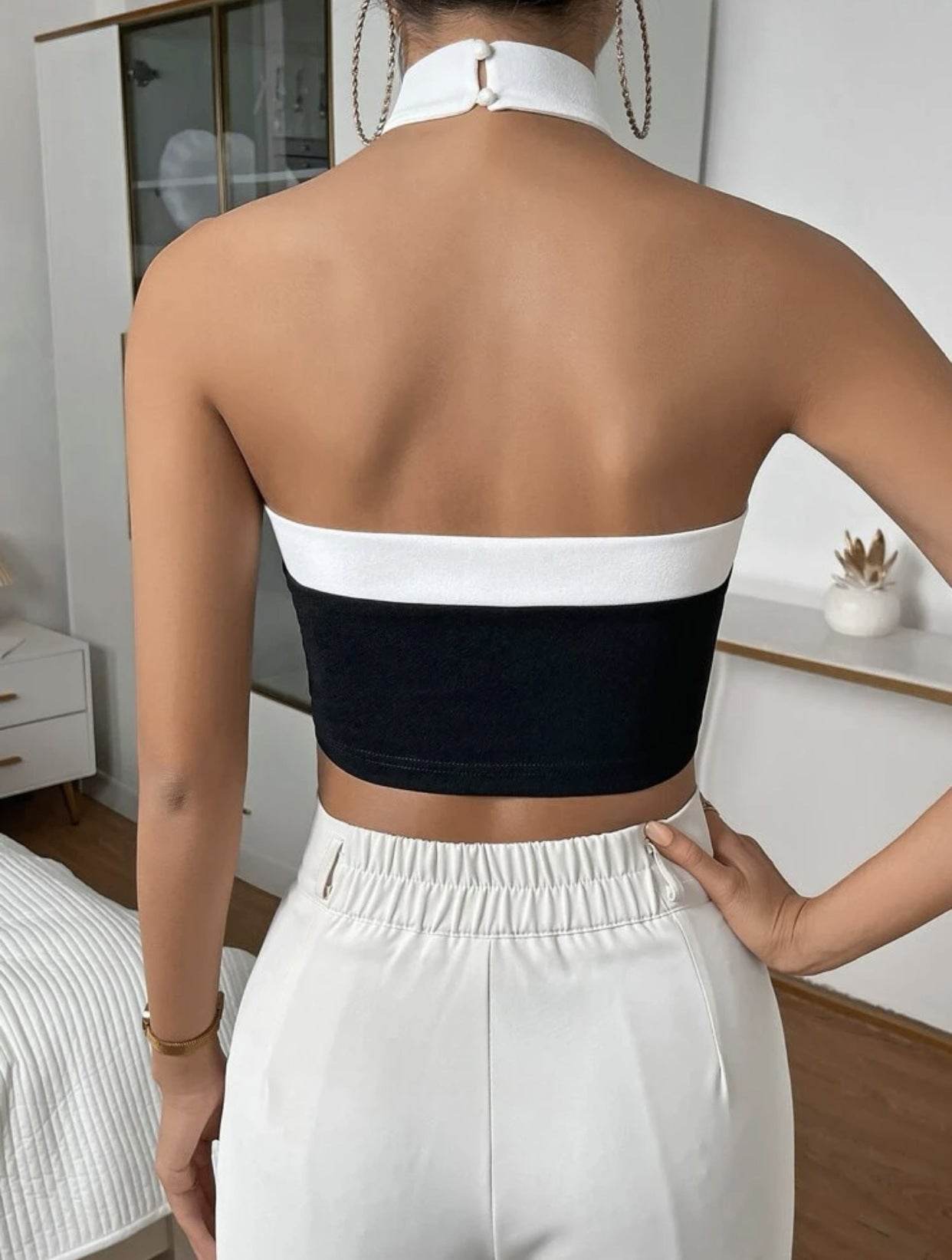 Women's Vest Contrast Color Decorative Buckle Top - MYLUXURY LANE ENTERPRISE