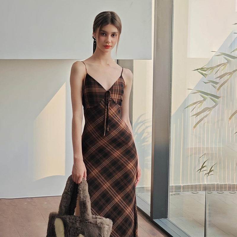 European And American Fashion Retro Plaid Pure Desire Socialite Temperament Slim Strap Dress - MYLUXURY LANE ENTERPRISE