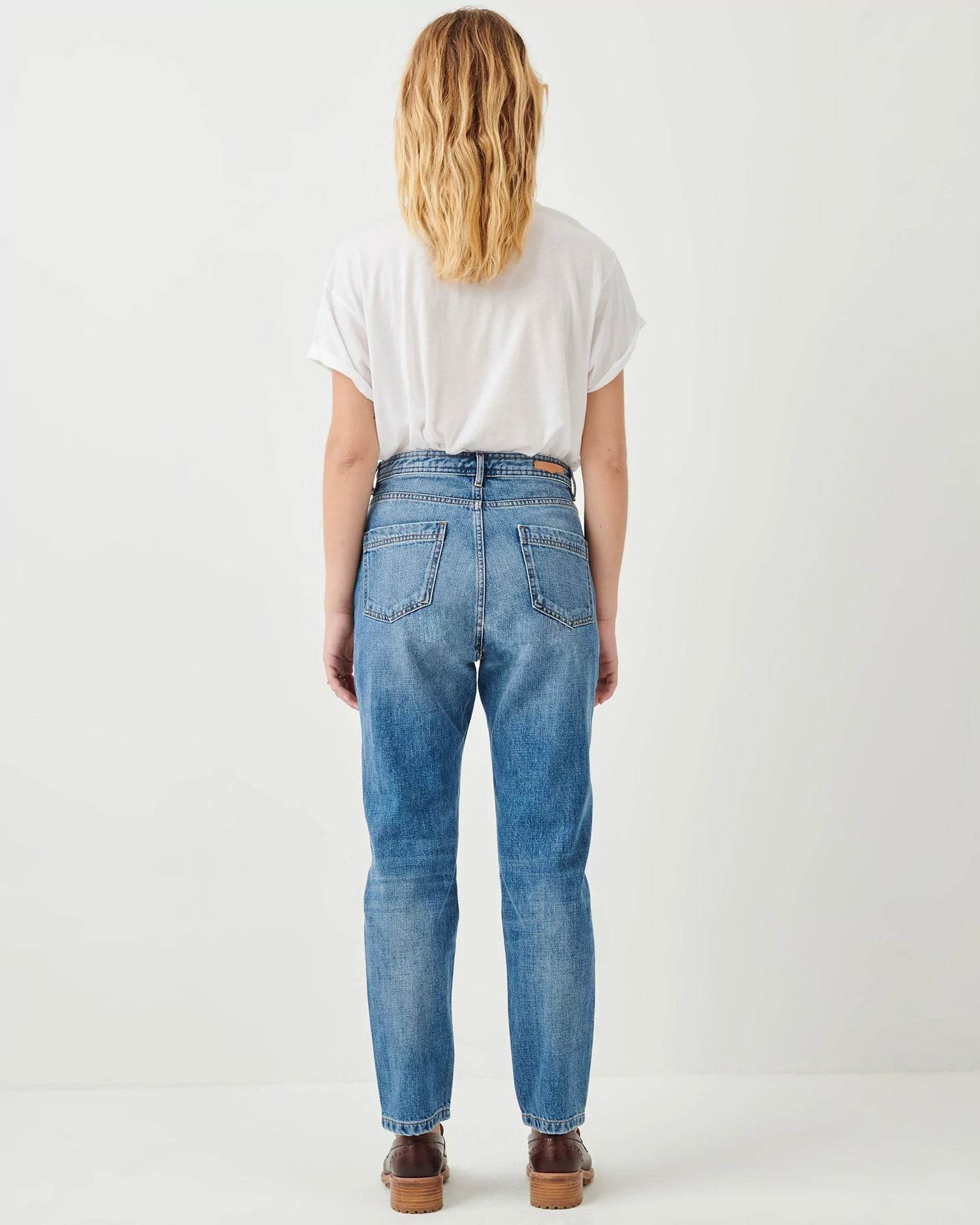 Women's Retro And Fashion All-matching Slim Blue Straight Hip Raise Slim Fit Jeans - MYLUXURY LANE ENTERPRISE