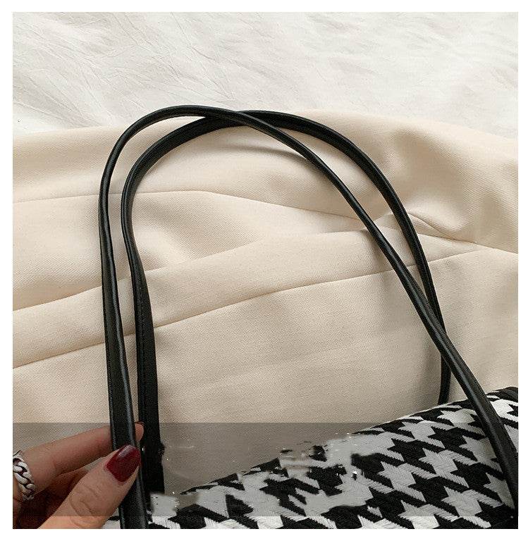 Women's Underarm Baguette Shoulder Bag - MYLUXURY LANE ENTERPRISE