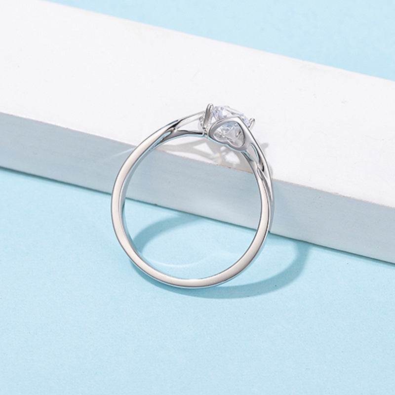 Fashionable Simple 0.5 Carat Moissanite Ring - MYLUXURY LANE ENTERPRISE