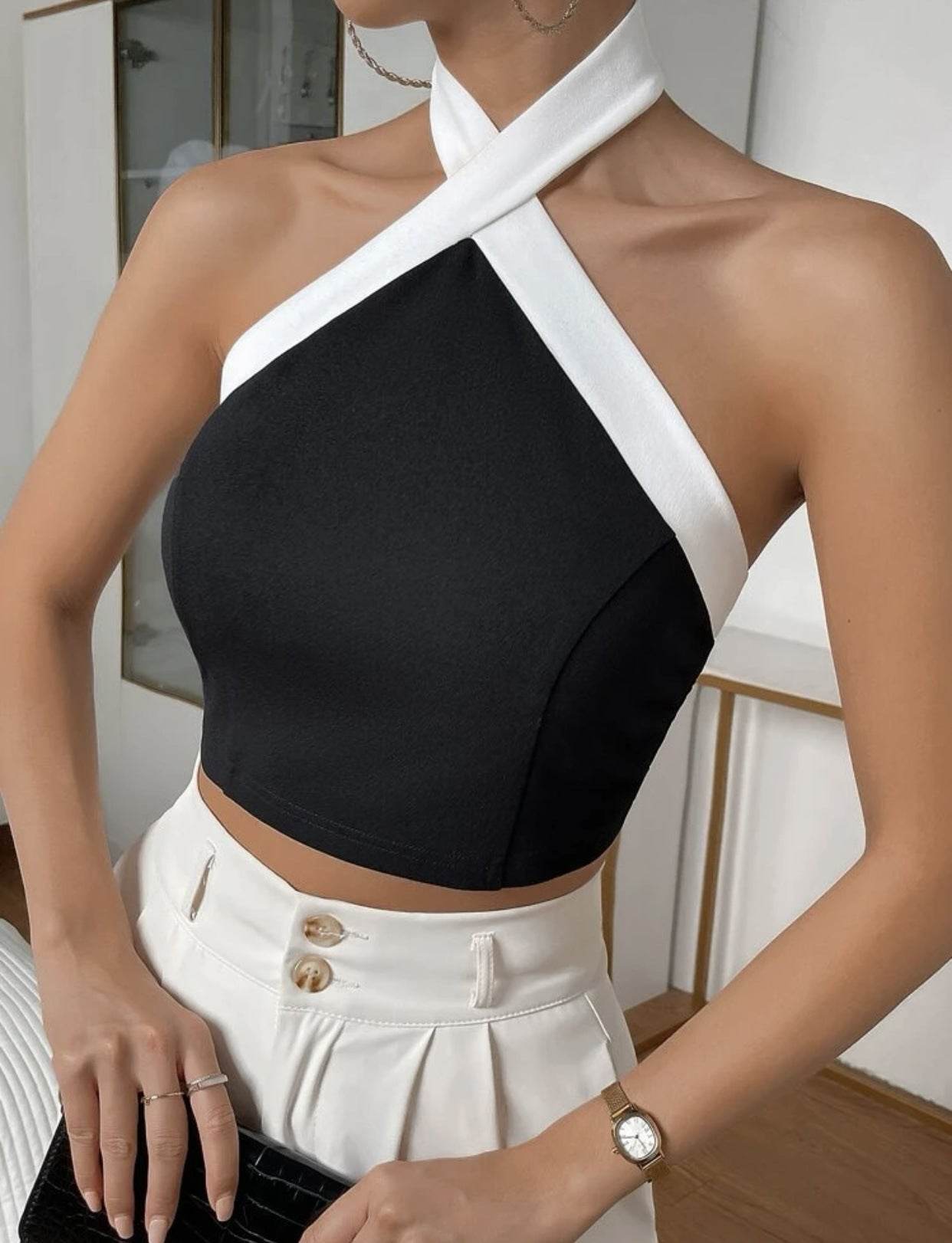 Women's Vest Contrast Color Decorative Buckle Top - MYLUXURY LANE ENTERPRISE