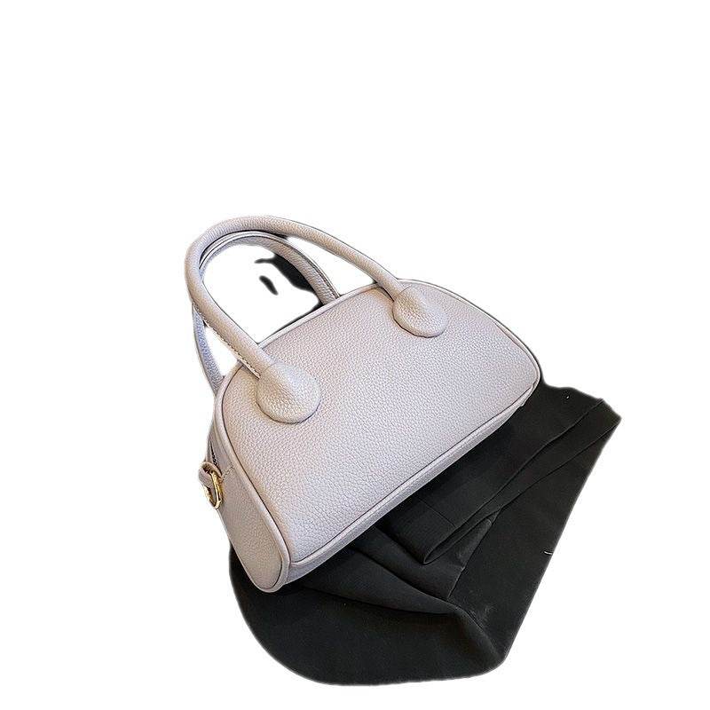 New Trendy Versatile Handheld Shoulder Bag - MYLUXURY LANE ENTERPRISE