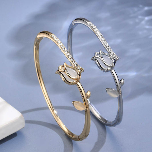 Graceful Personality Opal Tulip Bracelet - MYLUXURY LANE ENTERPRISE