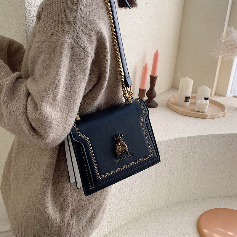 Summer New Chain Retro Bee Shoulder Portable Messenger Bag - MYLUXURY LANE ENTERPRISE
