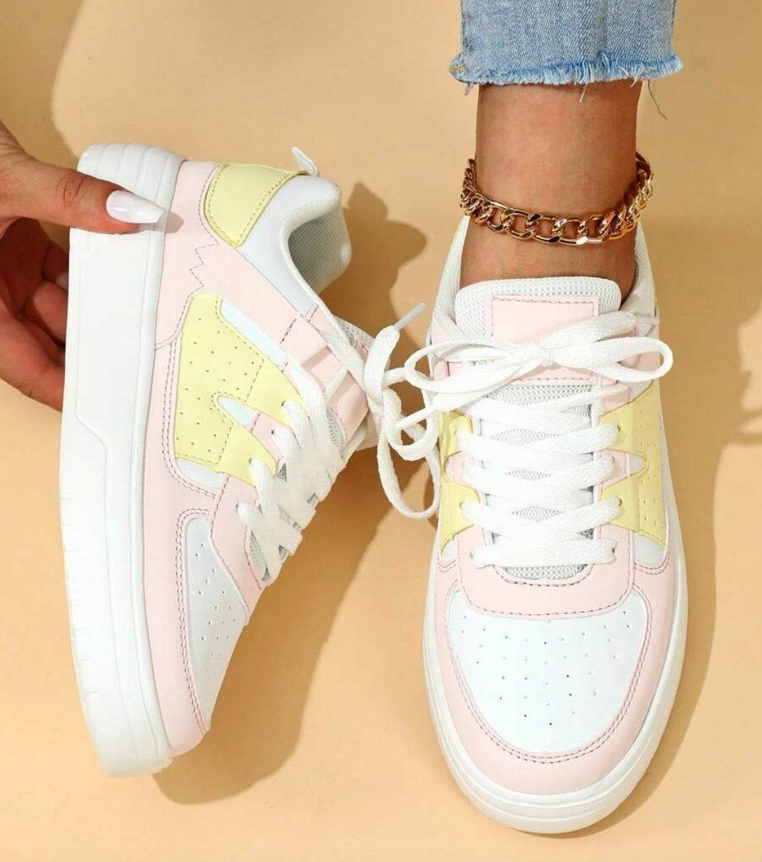 Trendy Fashion Platform Sneakers Soft Bottom Comfortable Lace-up Outdoor Casual Flat Shoes - MYLUXURY LANE ENTERPRISE