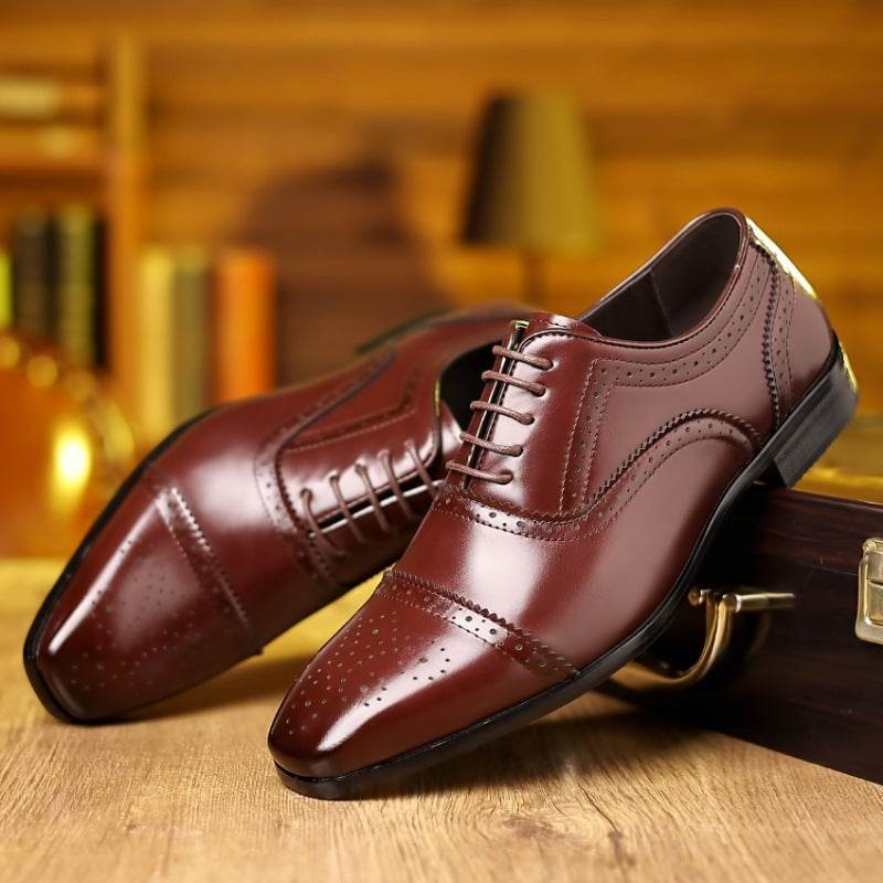 Plus Size Men's Business Formal British Pointed Leather Shoes - MYLUXURY LANE ENTERPRISE