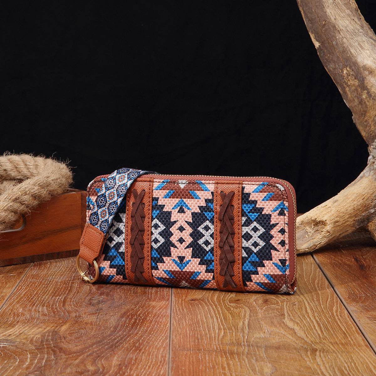 Vintage Cotton And Linen Printed Bohemian Style Lady Hand-carrying Wallet Card Holder - MYLUXURY LANE ENTERPRISE