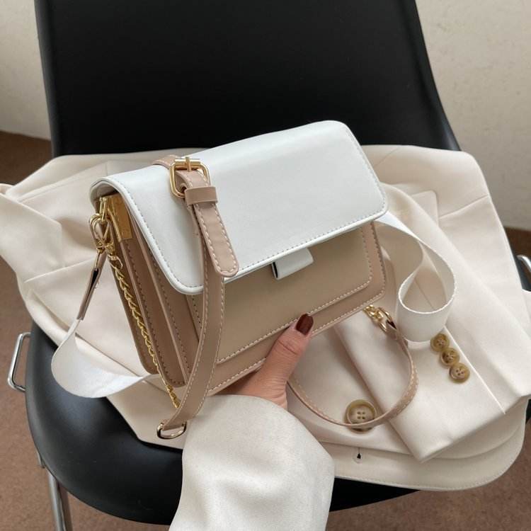 Chain Messenger Bag Fashion Broadband Shoulder Small Square Bag - MYLUXURY LANE ENTERPRISE