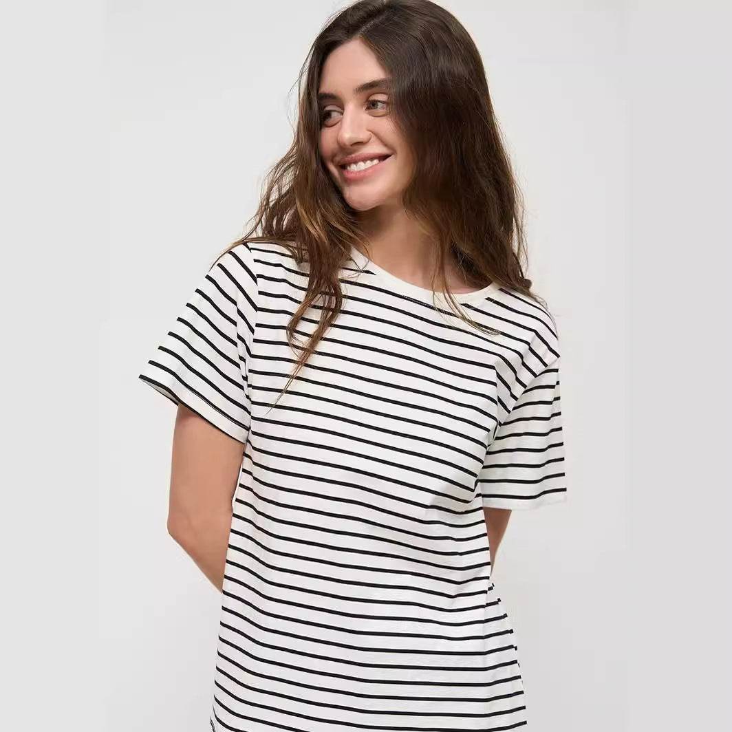 Striped T-shirt Women's Round Neck Black And White Stripes - MYLUXURY LANE ENTERPRISE
