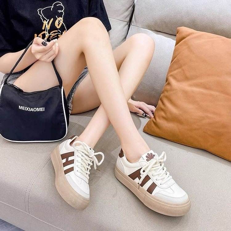 Women's Autumn Thick Bottom Retro Fashion Sports Casual Shoes - MYLUXURY LANE ENTERPRISE