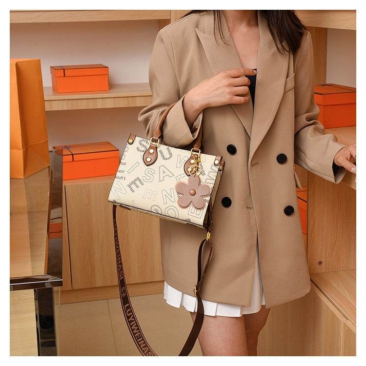 Women's Fashion Retro Printed Shoulder Messenger Bag - MYLUXURY LANE ENTERPRISE