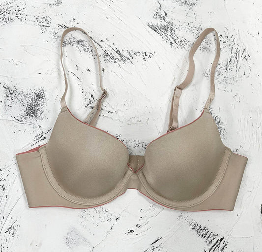 Glossy Surface Without A Scratch Underwear Big Chest Small T-shirt Bra - MYLUXURY LANE ENTERPRISE