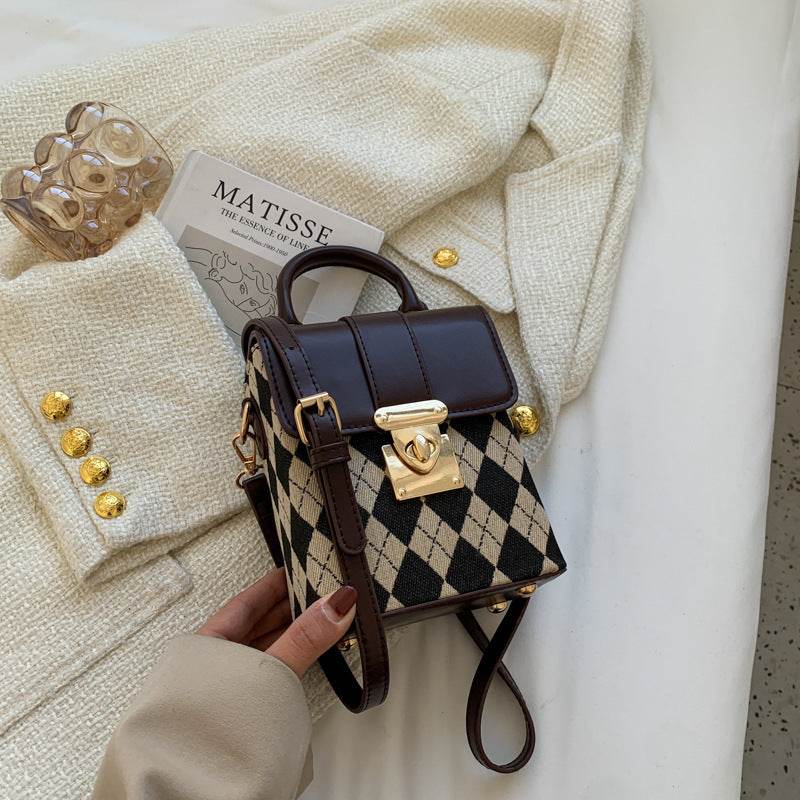 French Niche Design Bag Women's Portable - MYLUXURY LANE ENTERPRISE