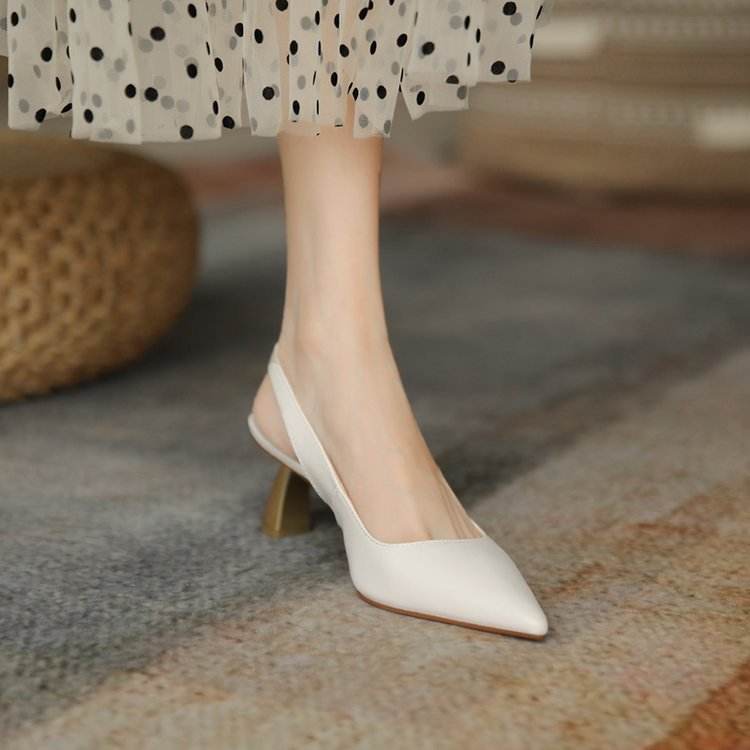Women's Covered Toe Sandals With High Heels - MYLUXURY LANE ENTERPRISE