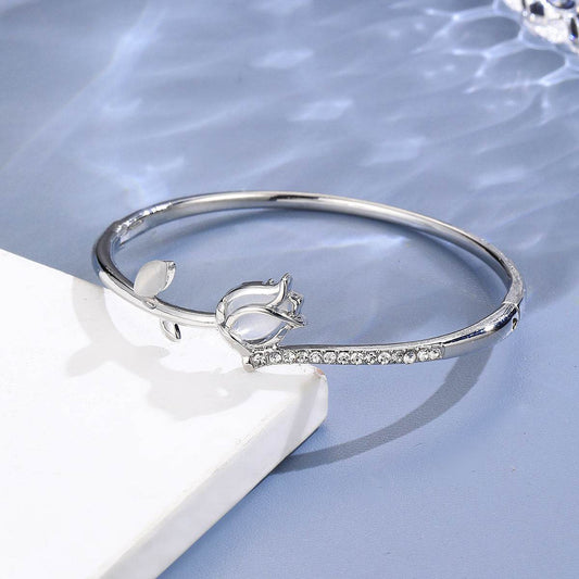 Graceful Personality Opal Tulip Bracelet - MYLUXURY LANE ENTERPRISE