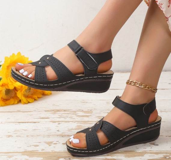 Retro Casual Flower Line Shaped Women's Slope Heel Sandals - MYLUXURY LANE ENTERPRISE