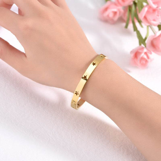 Fashion Men's And Women's Hollow Pentagram Bracelet Titanium Steel - MYLUXURY LANE ENTERPRISE
