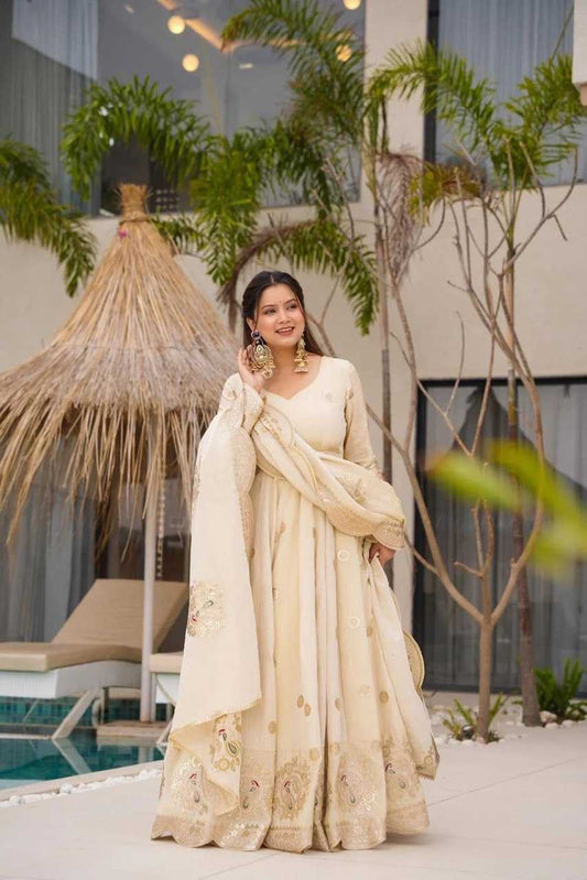hinon Silk  Gown