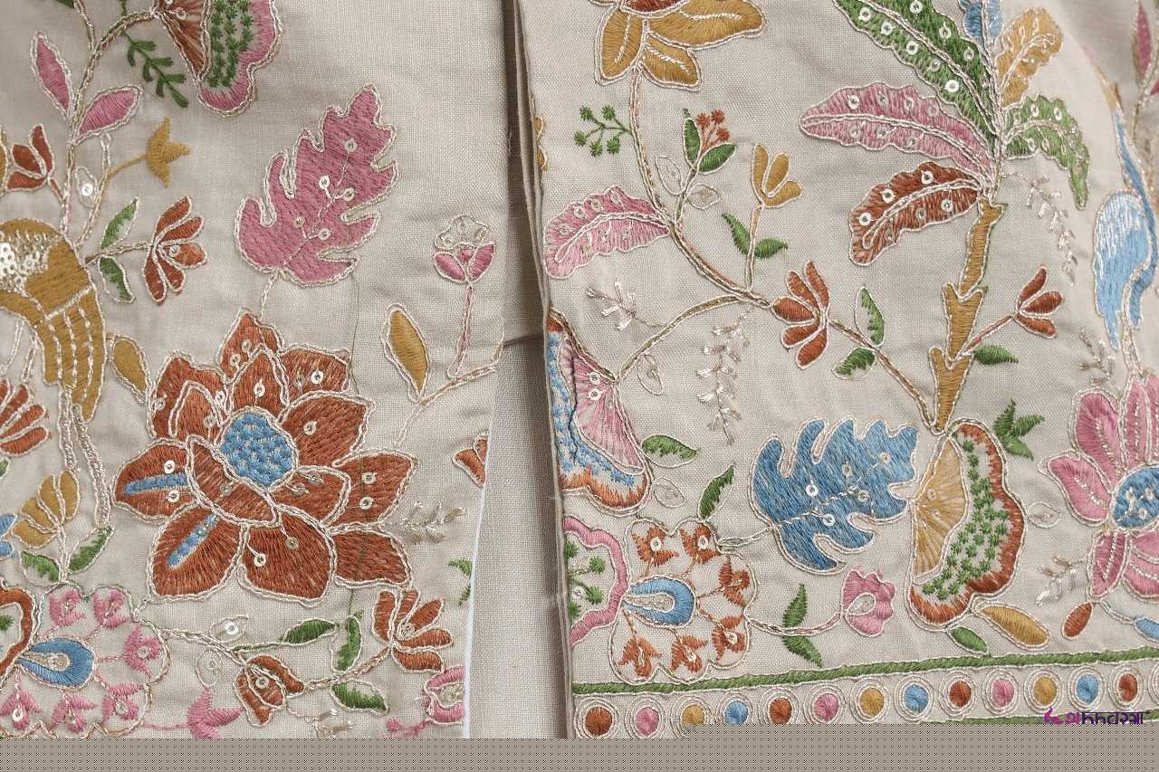Cotton  Mens  Embroidered Kurta Pajama