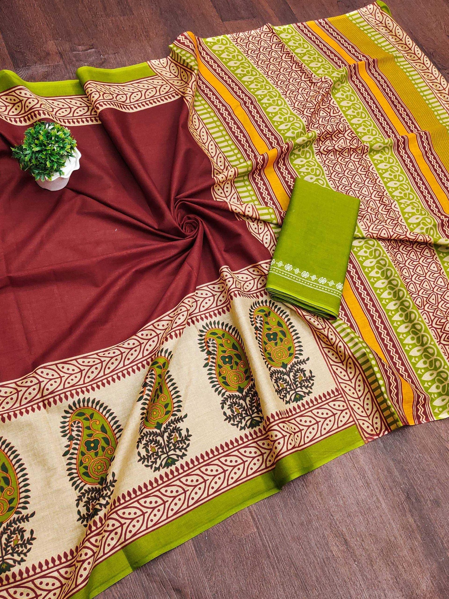 Cotton Mulmul Cotton Sarees - MYLUXURY LANE ENTERPRISE